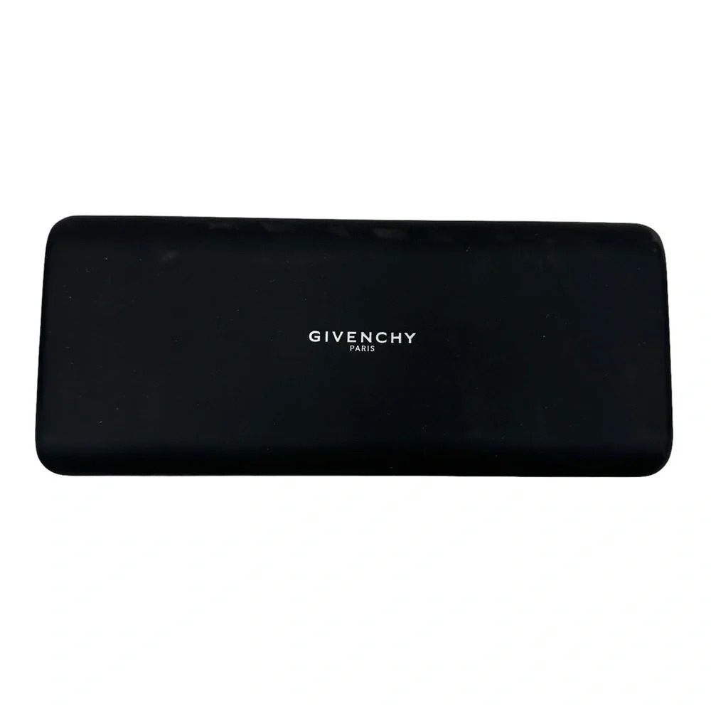 Givenchy Black Sunglass Hard Case in Black. Sz: O/S
